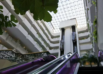 HS HOTSSON Hotel Leon hotel thumbnail 7