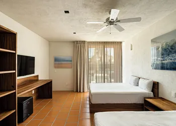 Hotel Aurelia hotel thumbnail 7