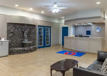 Motel 6 – Cornwall, ON hotel thumbnail 2