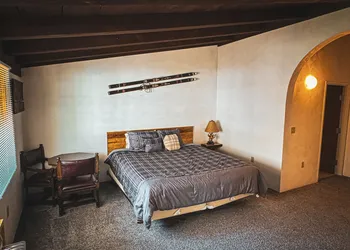 Whitecap Mountains Resort hotel thumbnail 6