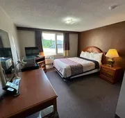 Bears Den Lounge and Motel hotel detail image 3