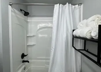 Road House Hotel & RV Park hotel thumbnail 3