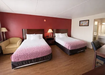 Kings Inn Motel hotel thumbnail 2