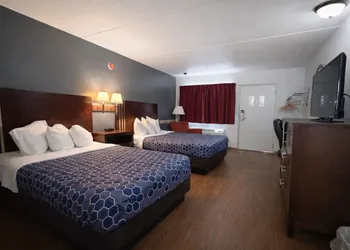 Kings Inn Motel hotel thumbnail 5