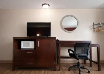 Kings Inn Motel hotel thumbnail 8