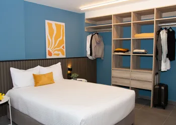 NIU Reforma hotel thumbnail 5