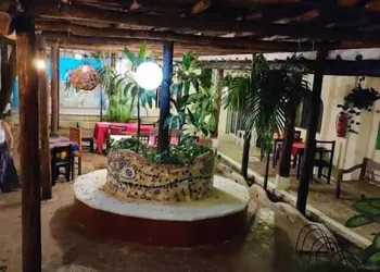 Trebol Hotel hotel thumbnail 7