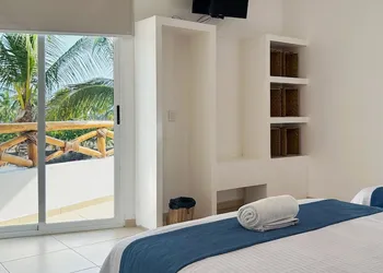 Baos Hotel & Restaurant hotel thumbnail 4