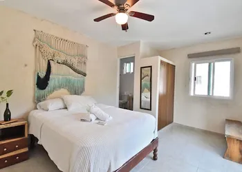 Casa Maria Bonita Hotel & Restaurant El Cuyo by Spot Rentals hotel thumbnail 6