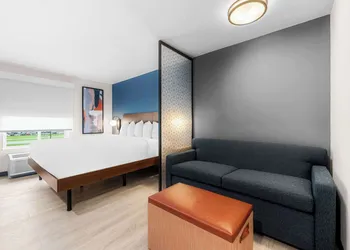 Everhome Suites Fayetteville near Fort Bragg hotel thumbnail 4