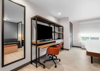 Everhome Suites Fayetteville near Fort Bragg hotel thumbnail 6