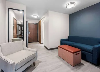 Everhome Suites Fayetteville near Fort Bragg hotel thumbnail 8