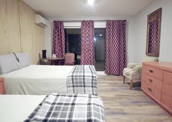Pinnacle Lodge hotel thumbnail 4