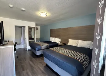 Sands Motel hotel thumbnail 4