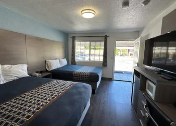 Sands Motel hotel thumbnail 8