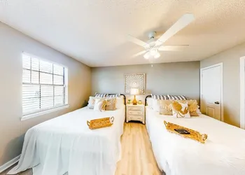 Horizon South hotel thumbnail 3