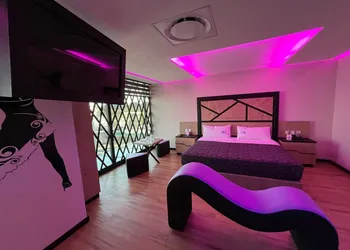 Hotel city lights hotel thumbnail 3