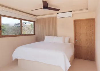 Xeno Hotel Boutique hotel thumbnail 8