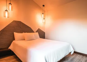 The Village at Oeno hotel thumbnail 7
