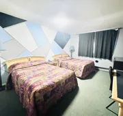 Grizzly Motor Hotel hotel detail image 3