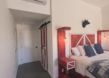 Blue Cow Guest Farm hotel thumbnail 4
