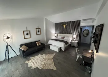 Blue Cow Guest Farm hotel thumbnail 8