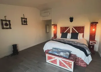 Blue Cow Guest Farm hotel thumbnail 7