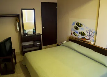 Mar Azul Suites 5ta Av hotel thumbnail 7