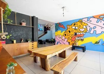 La Paz & Love Hostel hotel thumbnail 7