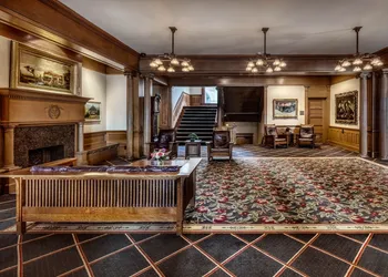 Alta Club hotel thumbnail 2