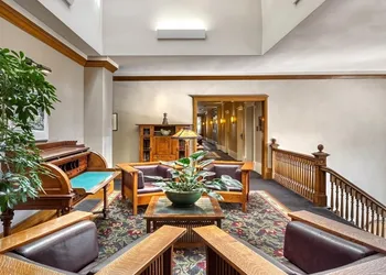 Alta Club hotel thumbnail 4