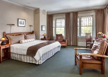 Alta Club hotel thumbnail 5