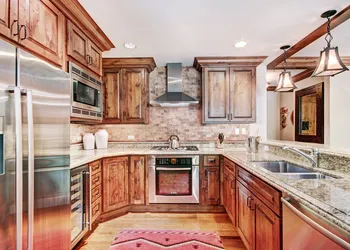 Exclusive 2BR Ritz-Carlton w Mountain Rustic Décor by RedAwning - Save 20% on 7+ Nights! hotel thumbnail 8
