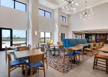 Hampton Inn By Hilton Wichita Falls North hotel thumbnail 3