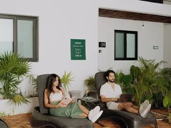 Coco Live Suites hotel thumbnail 3