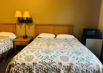 Hawarden Harvest Inn hotel thumbnail 6