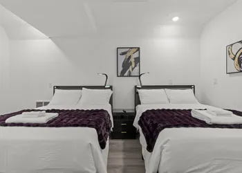 New Season Royals hotel thumbnail 2