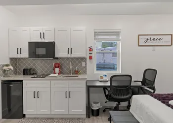 New Season Royals hotel thumbnail 3