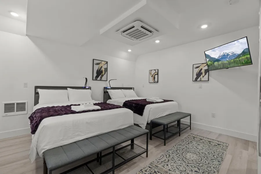 New Season Royals hotel detail image 6