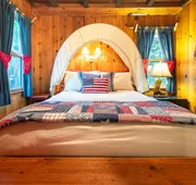 Arrowhead Pine Rose Cabins hotel detail image 5