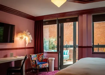 Hotel Herringbone hotel thumbnail 8
