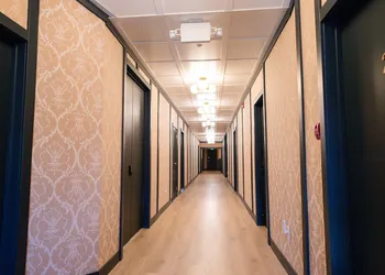 Speakeasy Suites hotel thumbnail 2