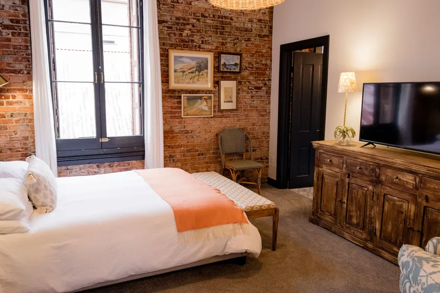 Speakeasy Suites hotel detail image 6