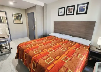 Hotel Fuego Bronx near Yankee Stadium hotel thumbnail 3