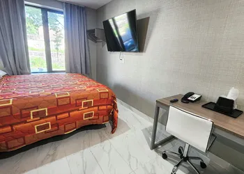 Hotel Fuego Bronx near Yankee Stadium hotel thumbnail 4