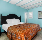 Rodeway Inn & Suites North Hollywood Burbank Airport - Universal Area hotel detail image 3