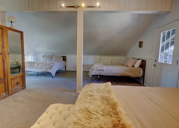 THE Suite #2502 hotel thumbnail 4