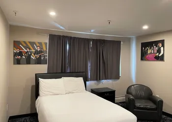 Broadway & Main Hotel hotel thumbnail 5
