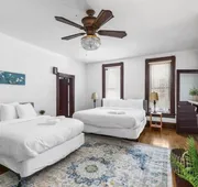 Private Pool and Renovated Home hotel detail image 5