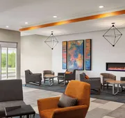 La Quinta Inn & Suites By Wyndham Austin South hotel detail image 4